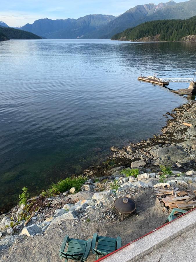 Earls Cove Orca View Acomodação com café da manhã Egmont Exterior foto